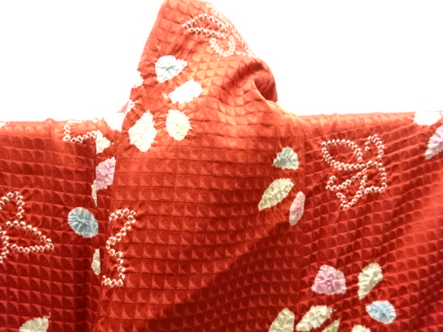  絞り　花模様小紋着物